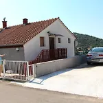 Διαμέρισμα Jadranka S Pogledom Na Tisno