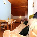 Jadranka S Pogledom Na