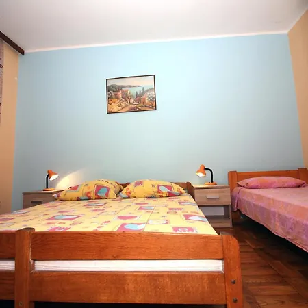 Jadranka S Pogledom Na * Tisno