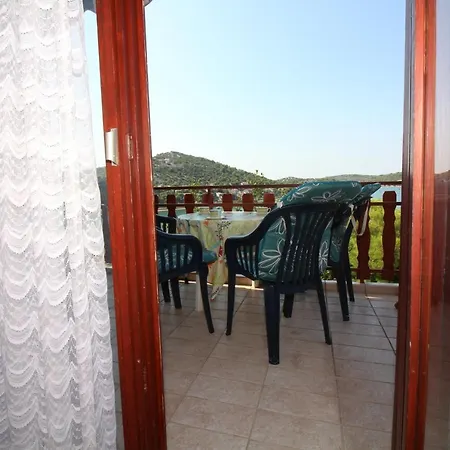 Appartement Jadranka S Pogledom Na *