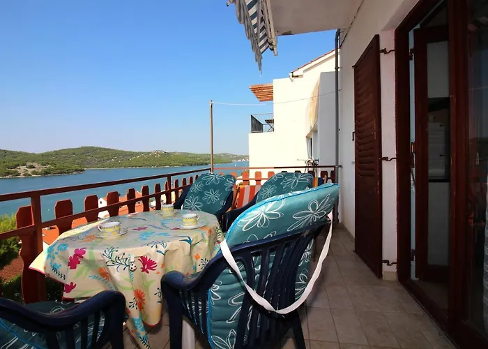 Appartement Jadranka S Pogledom Na