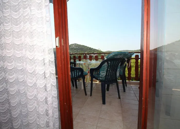 Appartement Jadranka S Pogledom Na *